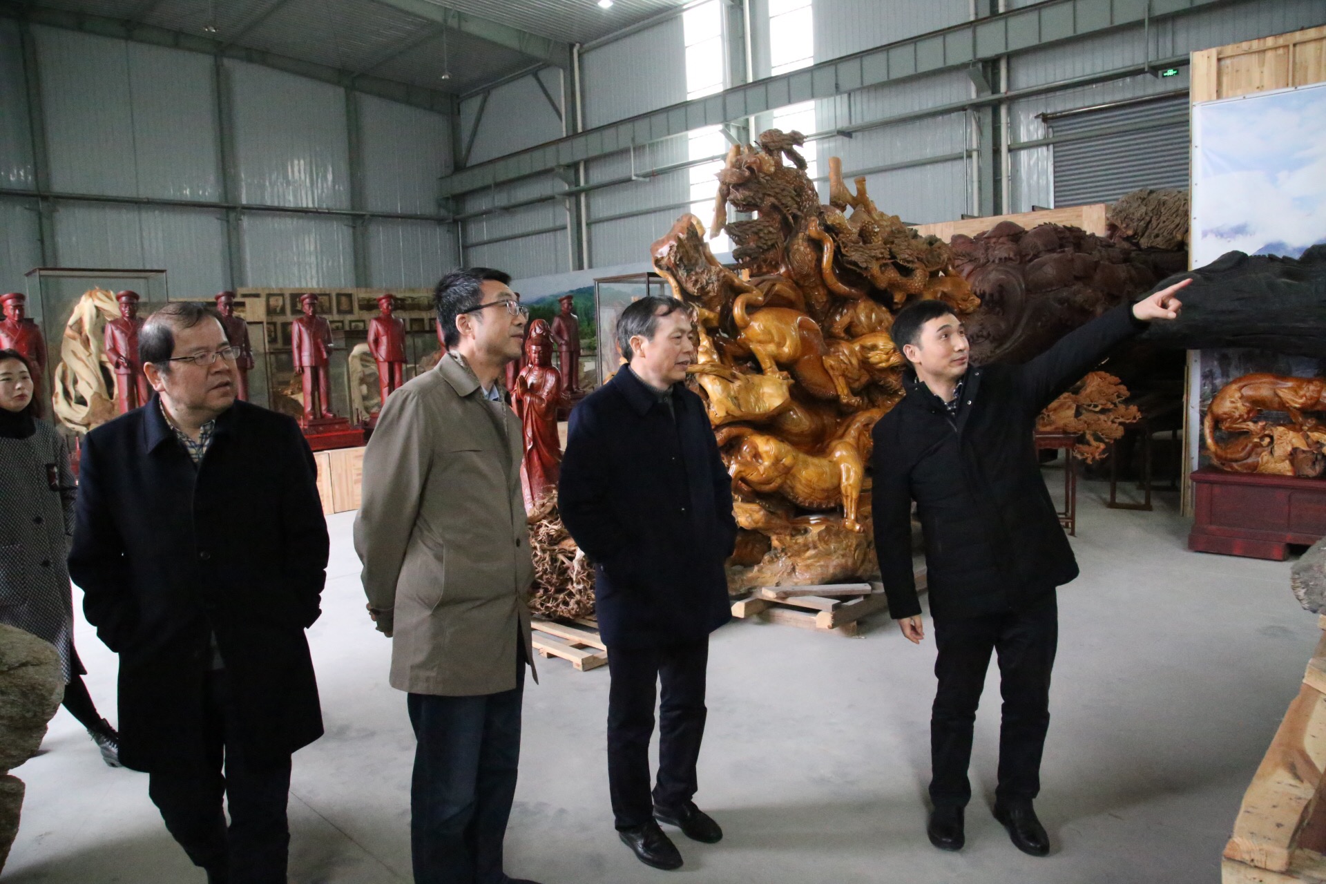 集團(tuán)公司黨委書(shū)記總經(jīng)理虞岳明一行赴馬鞍山考察文化產(chǎn)業(yè)項(xiàng)目