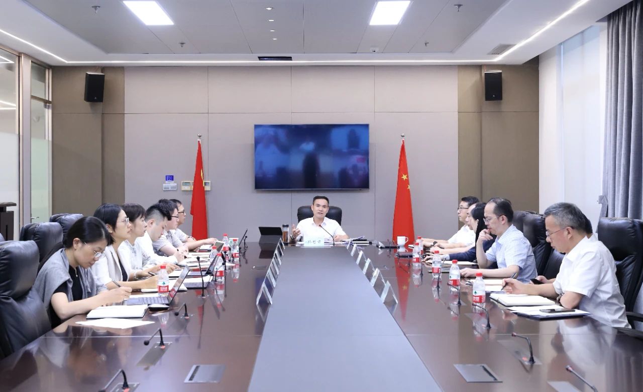 省二輕集團(tuán)召開專題會議研究部署“三個再”“五個更”貫徹落實(shí)舉措