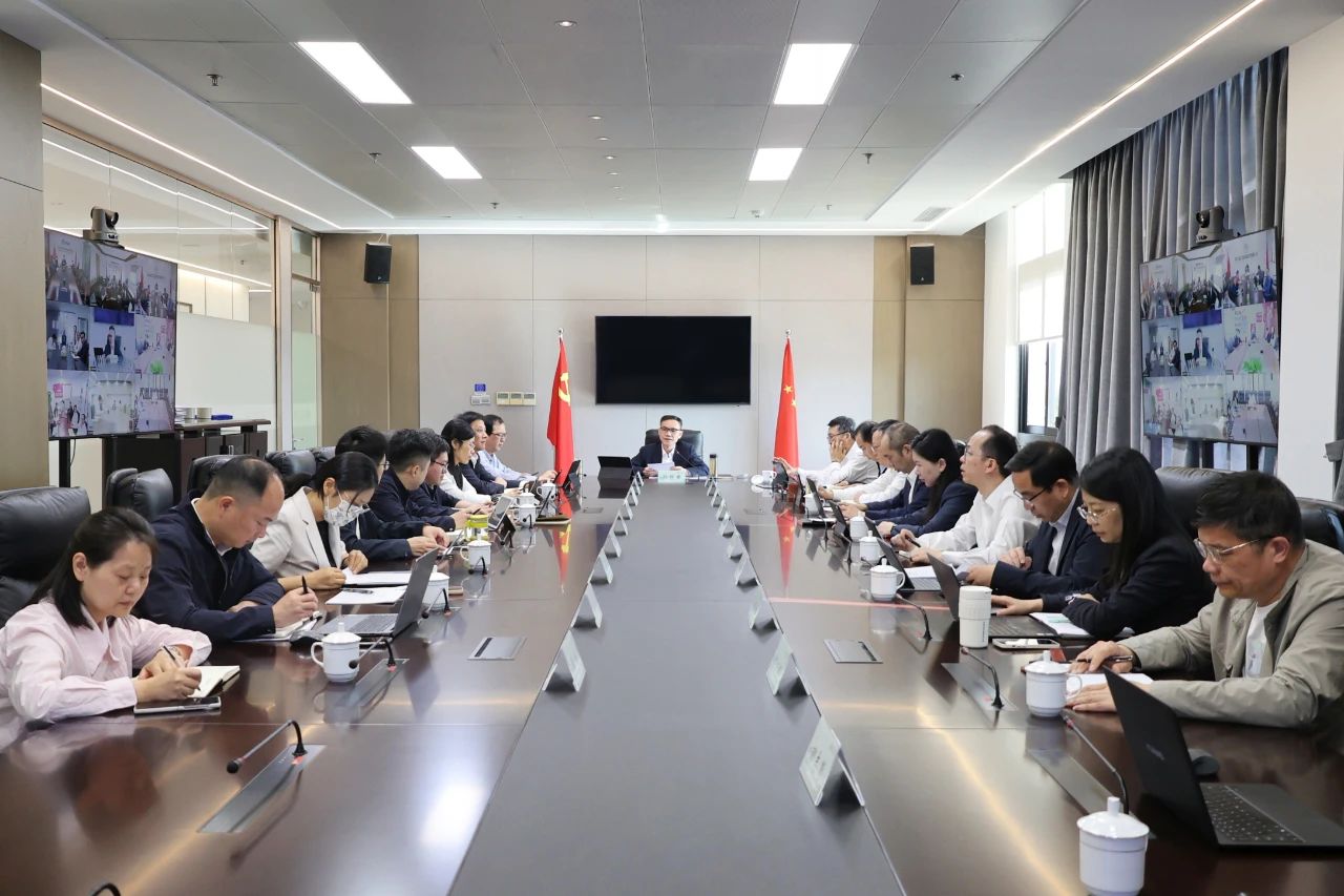 省二輕集團(tuán)召開黨委（擴(kuò)大）會(huì)議暨一季度經(jīng)營(yíng)形勢(shì)分析會(huì)