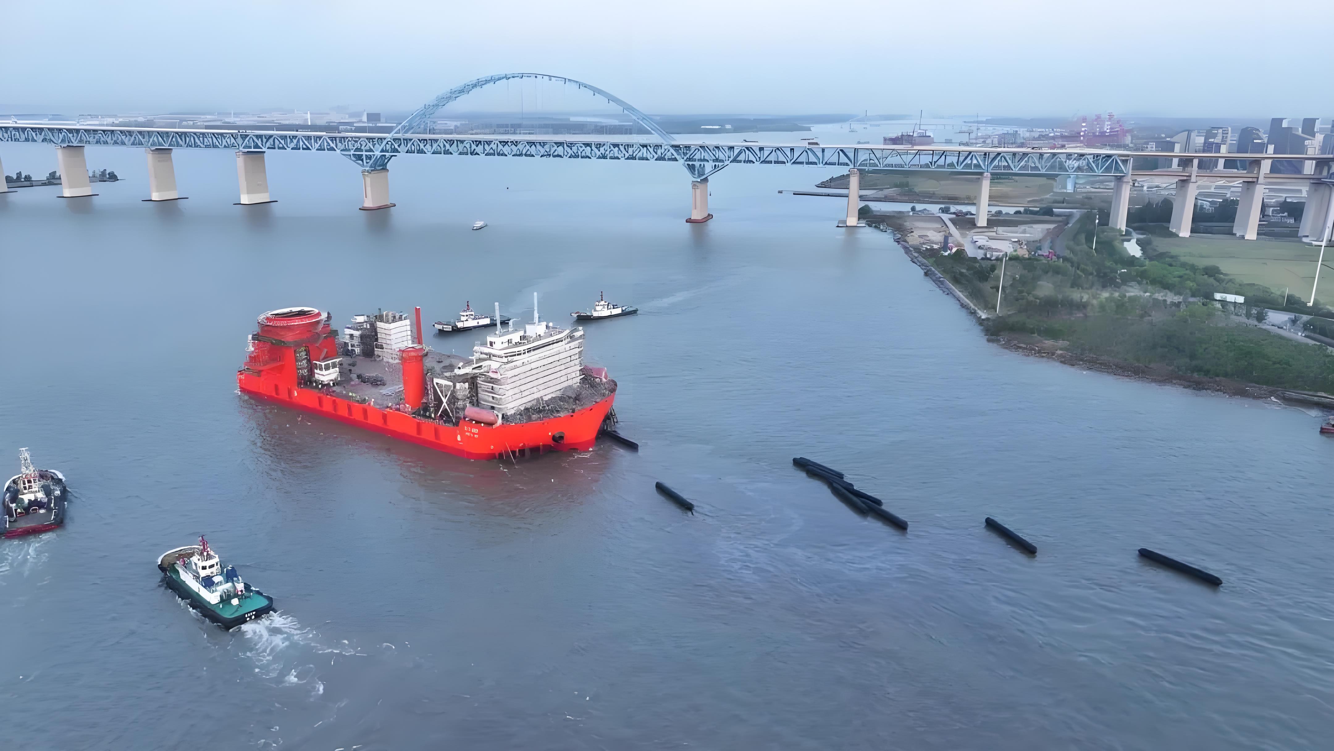 省二輕集團(tuán)國瑞科技公司助力“正力3500”海上風(fēng)電安裝平臺成功下水